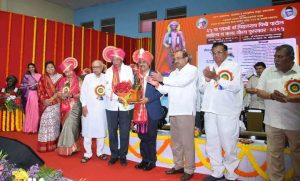 Read more about the article प्रवरा साहित्य पुरस्काराने सन्मानित भविष्यात साहित्य अकादमी पुरस्काराचे मानकरी ठरले – पालकमंत्री राधाकृष्ण विखे पाटील